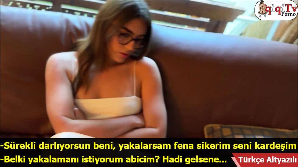Kıskançlığına Yenilen Üvey Kız Kardeş Arkadaşıyla Kozlarını Paylaştı